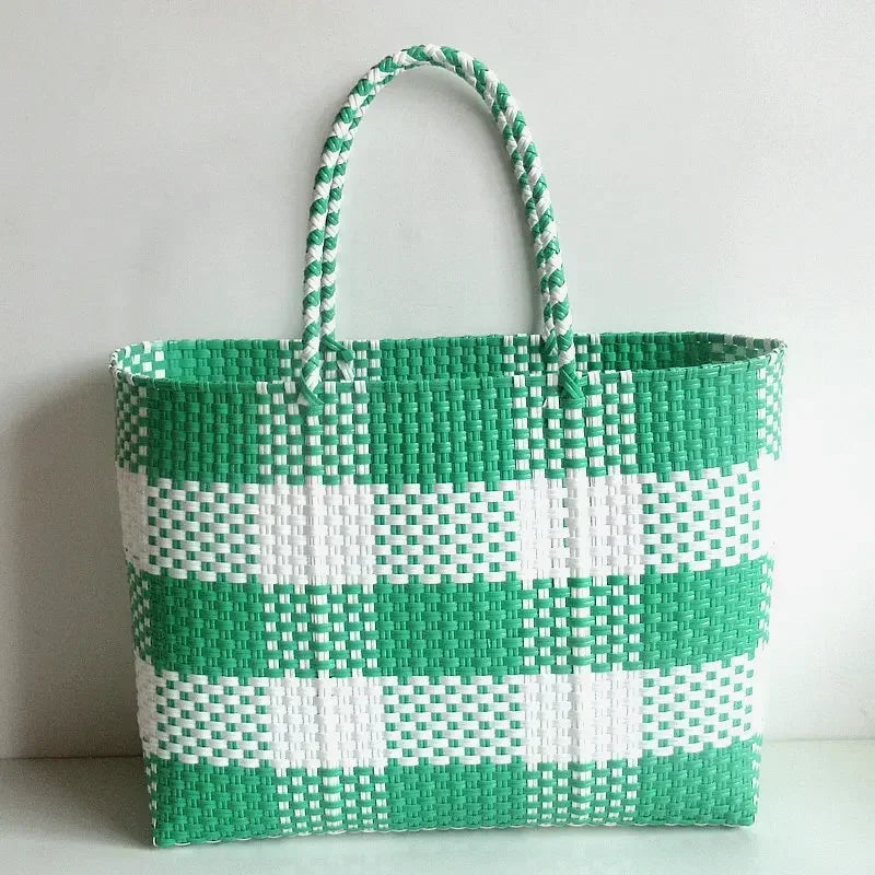 Sac à main en osier enduit, panier de pêche, panier de pêche, vintage des années 1960 - France Sac à main en osier enduit, panier de pêche, panier de pêche, vintage des années 1960 - France